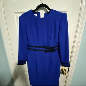 Henry-Lee blue size 6 P dress on EUC